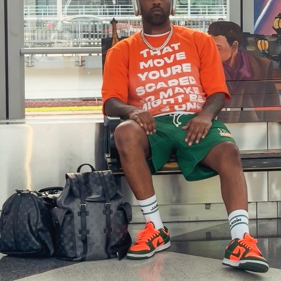 Trendy Cropped Oversized Fit “That Move” Tee - Picture 3 of 6